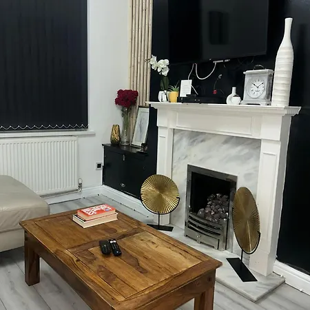 Charming Victorian Retreat 4br House In * Manchester