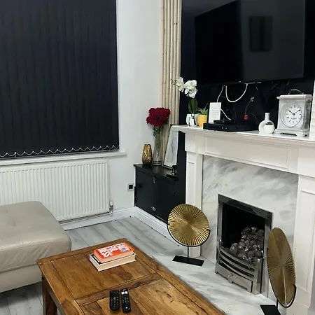 Casa de Férias Charming Victorian Retreat 4br House In Manchester