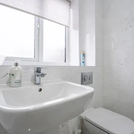 Luxury 5 Bed Near Etihad And Coop Live Manchester