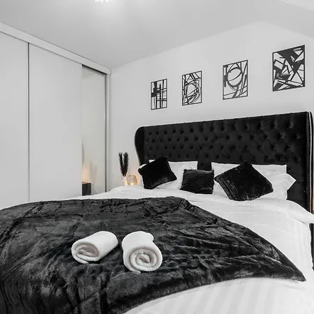 Luxury 5 Bed Near Etihad And Coop Live * Manchester