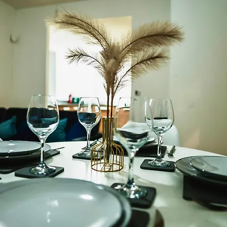 M1 - Blue Lagoon * Manchester