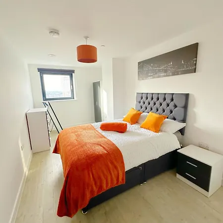 Lägenhet Stylish Haven With Ample Space *