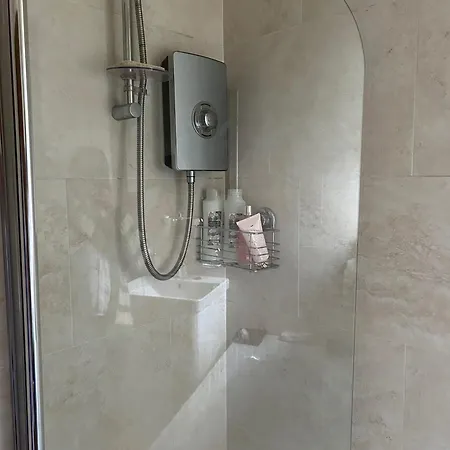 Holiday home 6guests-parking-petsok-familyfriendly-garden