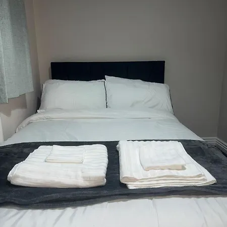 Stylish 5 Mins To Center Manchester