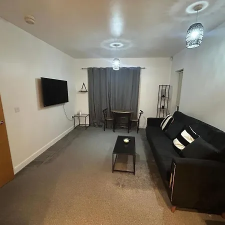 Comfy 2br In West Didsbury * Manchester