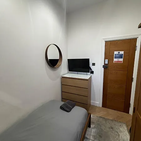 Hendham House - Near Etihad Stadium, Coop Live Arena, Ao Arena, Piccadilly Train Station & Centre 2*