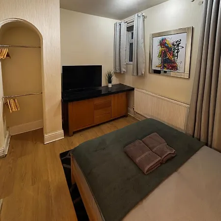 Hendham House Гостевой дом Манчестер