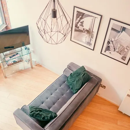 Apartment Chic Georgian Flat In *