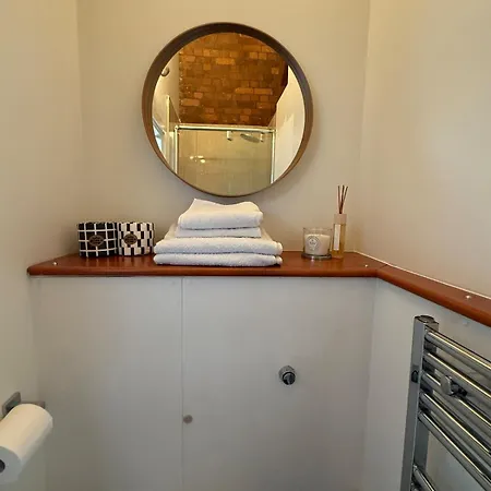 Lovely 2-bed Loft In Centre 公寓 *