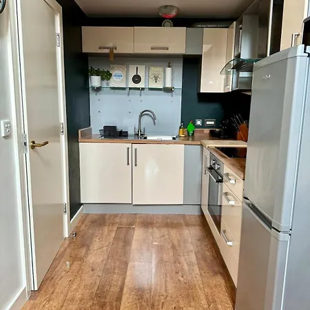 公寓 Lovely 2-bed Loft In Centre