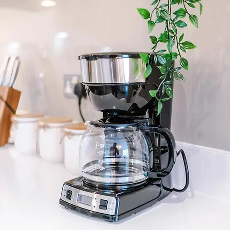 Lejlighed Fully Equipped, City Centre 3Bed Apartment, Balcony With Amazing Views, Sleeps 6