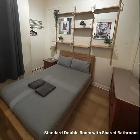 Гостевой дом Hendham House