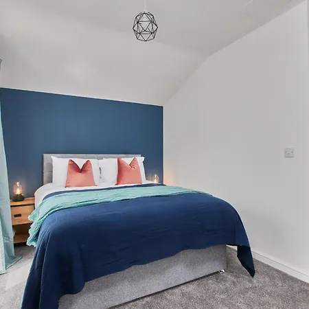 Holiday home 5-bed House - Perfect For Groups & Families Manchester