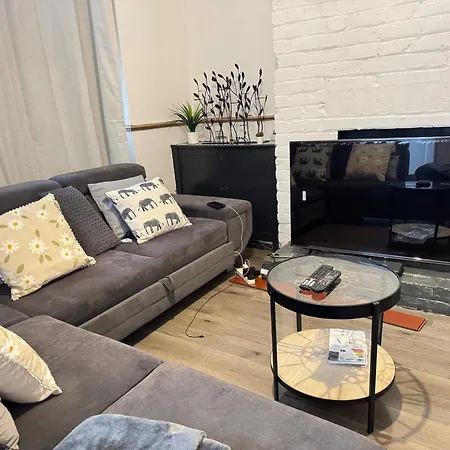 - House - Sleeps 6 - Parking - Garden Hébergement de vacances Manchester