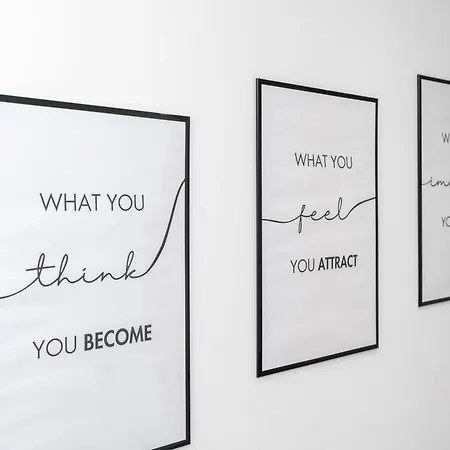 Cozy 2 Bed - Unlimited Wi-fi - Free Parking - Sleeps 6 - By Old Trafford Apartment