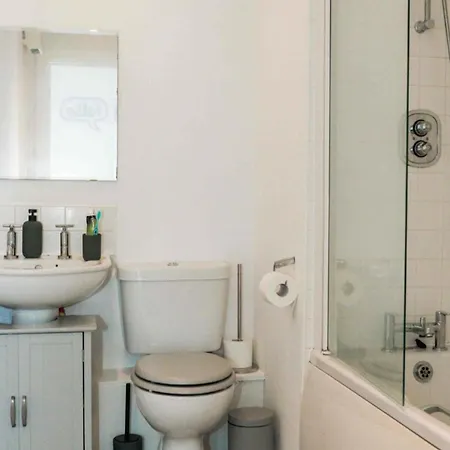 2br-sleeps5-cityview-freeparking-citycentre *