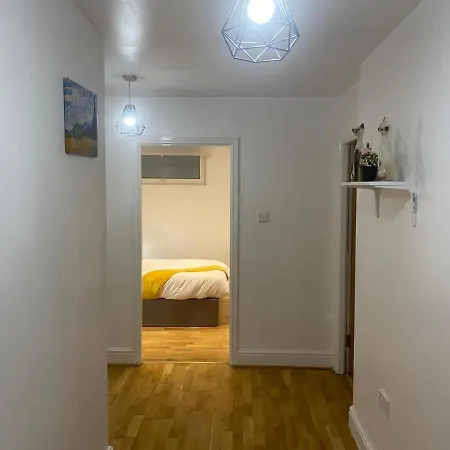 2 Bed Large In Gayvillage Centre