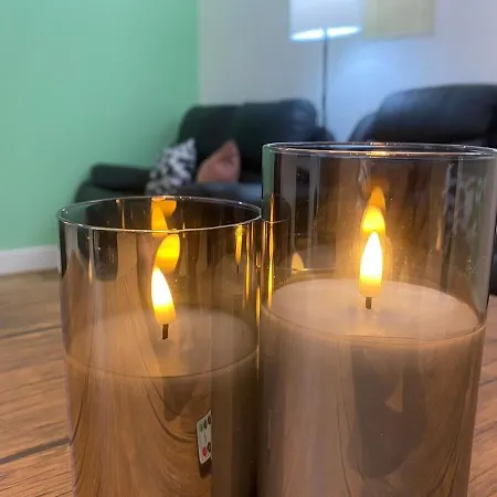 2 Bed Large In Gayvillage Centre Apartment *