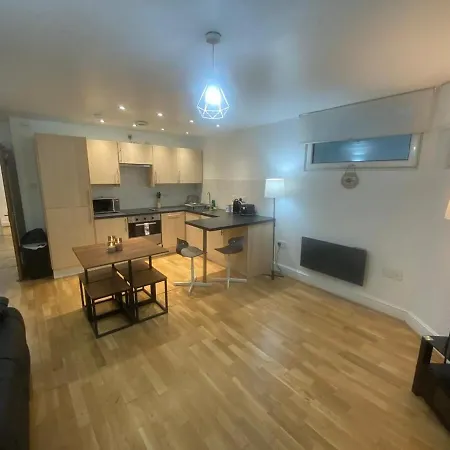 2 Bed Large In Gayvillage Centre *