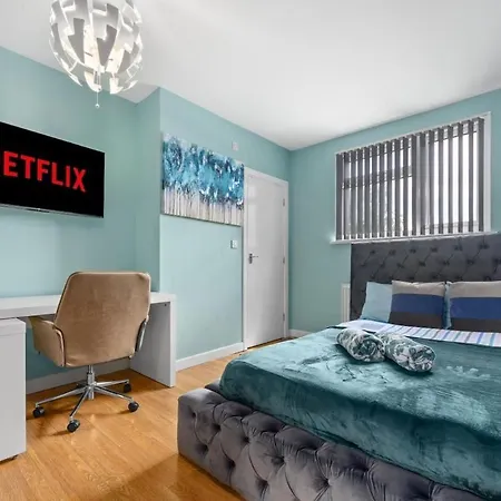 Apartamento Mega Flat Near Centre And Etihad Stadium *