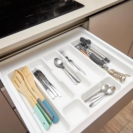 Luxury 2 Bedroom And Bathroom In With Balcony *