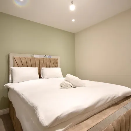 Prázdninový dům 4-bedroom Parking Garden & Porch Manchester