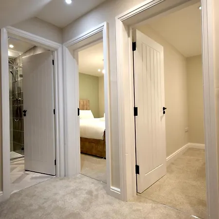 Hébergement de vacances 4-bedroom Parking Garden & Porch Manchester
