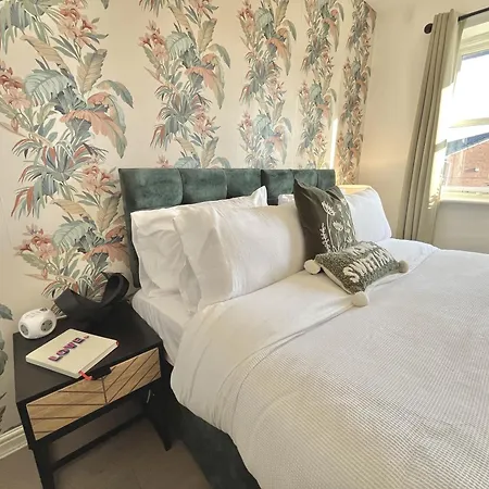 Ideal 3-bed Stay-away-home Area