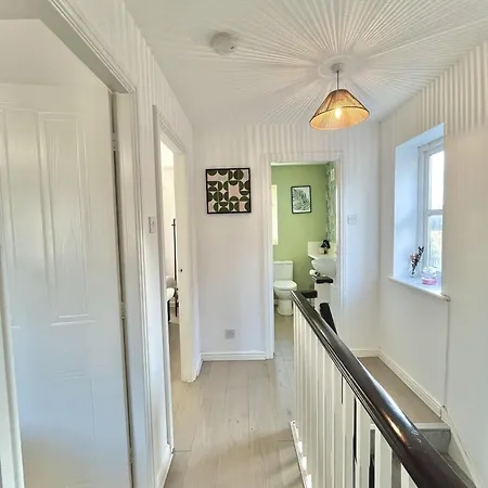 Ideal 3-bed Stay-away-home Area * Manchester