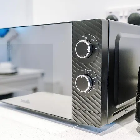 アパート Stunning 3 Story Home, 3 X King Size Beds, Pool Table, Free Parking X2, Ping Pong