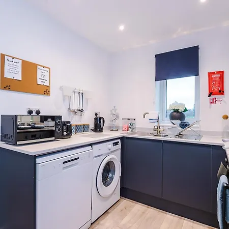 Apartamento Stunning 3 Story Home, 3 X King Size Beds, Pool Table, Free Parking X2, Ping Pong Manchester