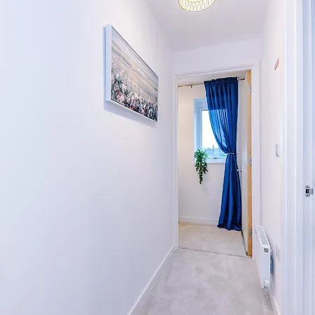 Lejlighed Stunning 3 Story Home, 3 X King Size Beds, Pool Table, Free Parking X2, Ping Pong