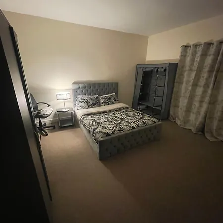 Luxestay - Double Close To Old Trafford, Centre Homestay
