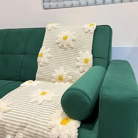 Brand New Cosy Stay! 아파트 맨체스터