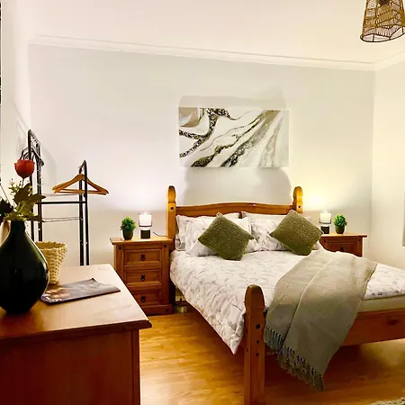 Cosy 3bdr In Levenshulme-close To Centre And Stockport Town- Free Parking- Wifi * Manchester