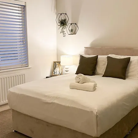 New Near Etihad & Coop Live Manchester