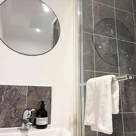New Near Etihad & Coop Live * Manchester