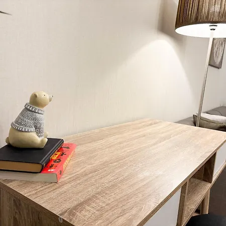 Holiday home New Near Etihad & Coop Live *