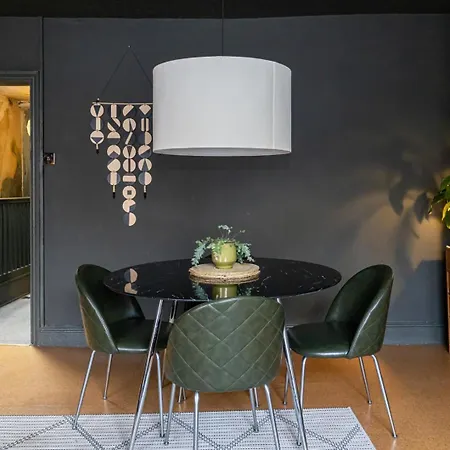 Guestready - Cosy Near Manchester's Spots