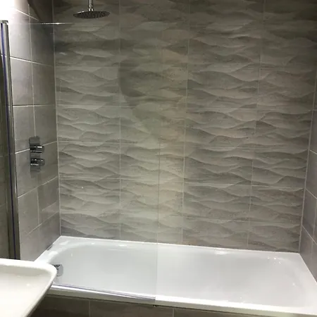 Prime Central-luxury 1br Apartment-free Parking-fast Wi-fi Apartment Manchester