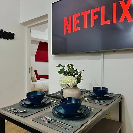 Apartment Stylish Old Trafford 2br Apartment, Free Parking, Near Stadium & Centre *