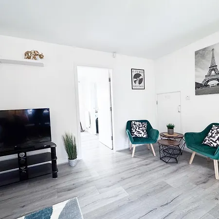 Appartement Lokfu Garden By Furnished 3 Bedroom House Free Parking Perfect For Contractors&families Manchester