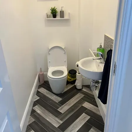 Faversham Place マンチェスター