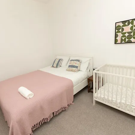 Charming Victorian Retreat 4br House In Feriehus *