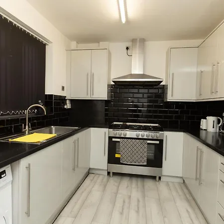 Charming Victorian Retreat 4br House In Holiday home *