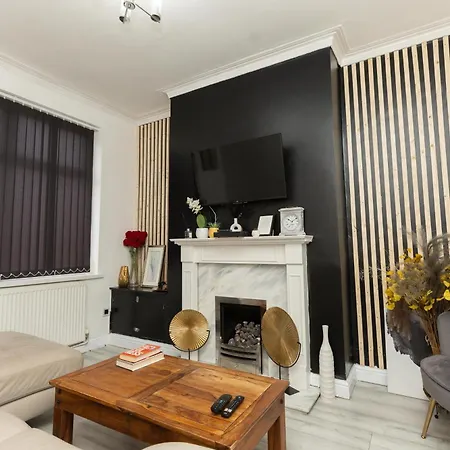 Charming Victorian Retreat 4br House In Manchester