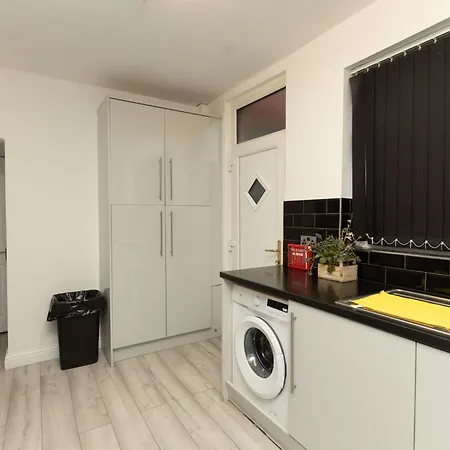 Feriehus Charming Victorian Retreat 4br House In *