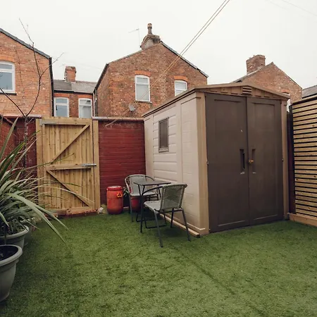 Charming Victorian Retreat 4br House In Casa de Férias Manchester