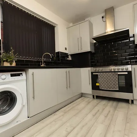 Charming Victorian Retreat 4br House In * Manchester