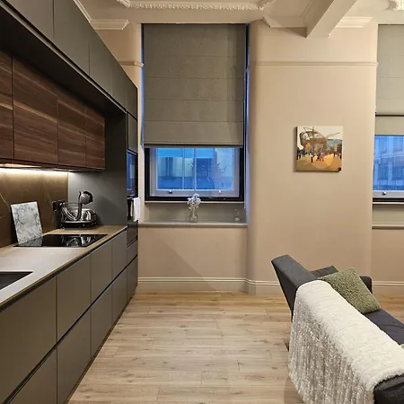 Luxury 2br In Centre Up To 6 Guests! *